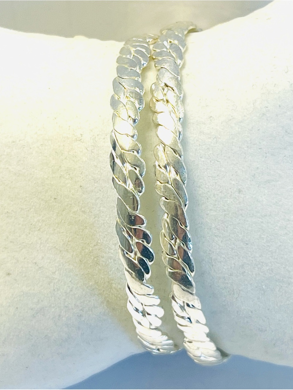 Vintage  Silver Tone Unique Design Bangle Bracelet. Set of 2